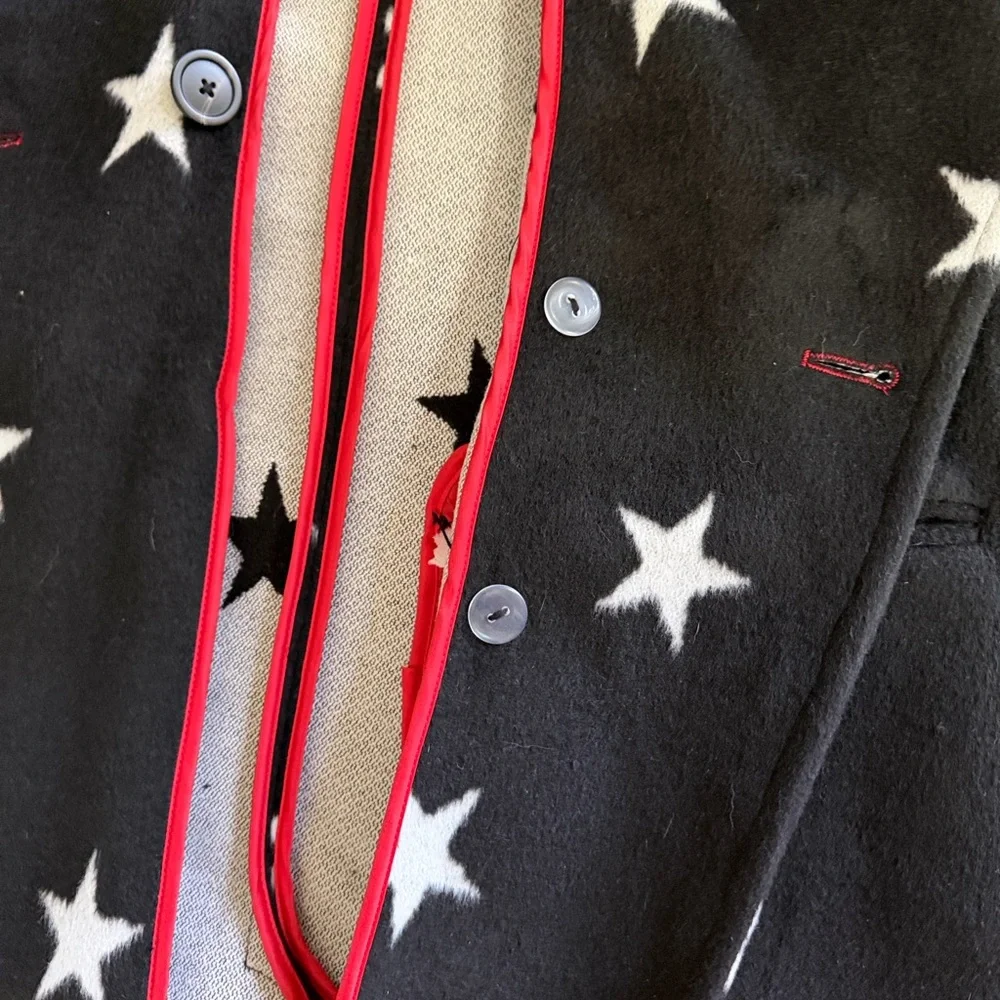 Avec Les Filles Black Coat with White Star Pattern and Red Detail - Picture 5 of 6